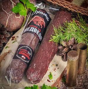 Превью Сыровяленая колбаса из медведя