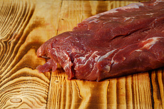 Корейка конина (толстый край) без кости